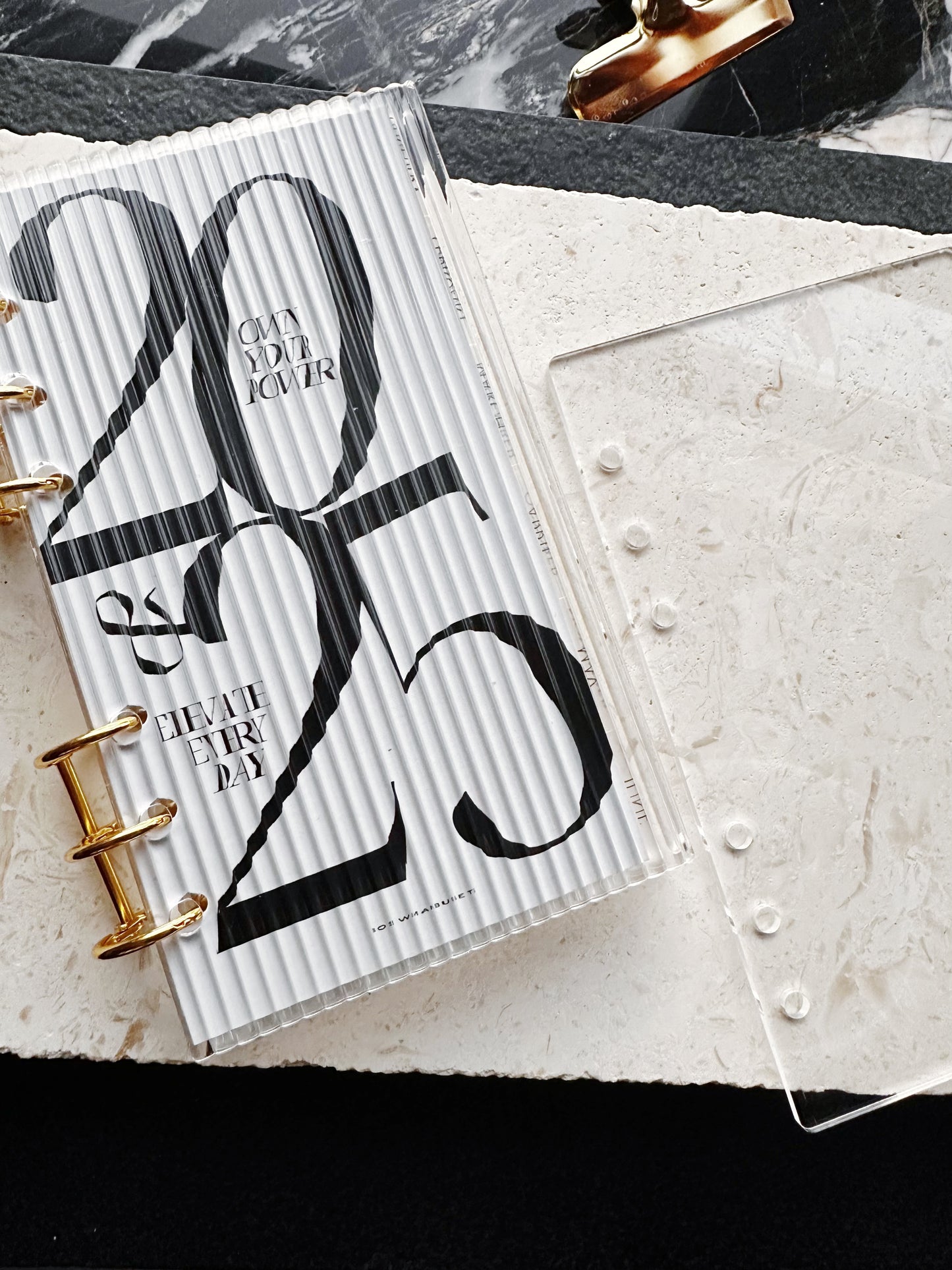 Vivid Flat A6 Acrylic Binder